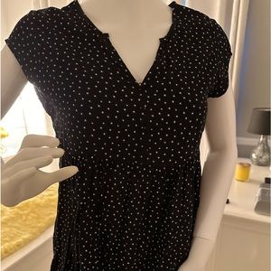 Black & white polka dot top- Caslon- XS